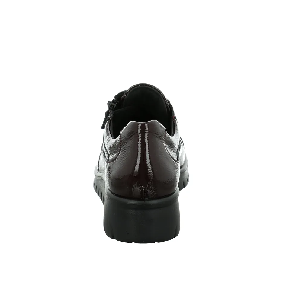 Calais 22 Bordo Wine Patent Lace-Up Wedge Sneaker