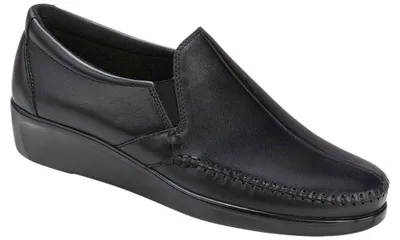 Dream Black Leather Slip-On Loafer