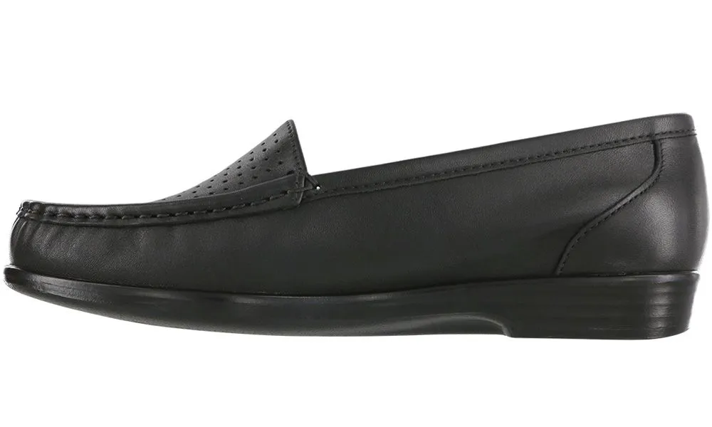 Savvy Black Leather Slip-On Loafer