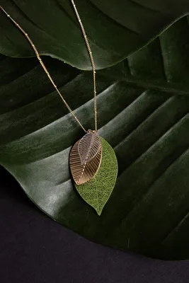 Filagree Olive Leaf Stack Gold Necklace