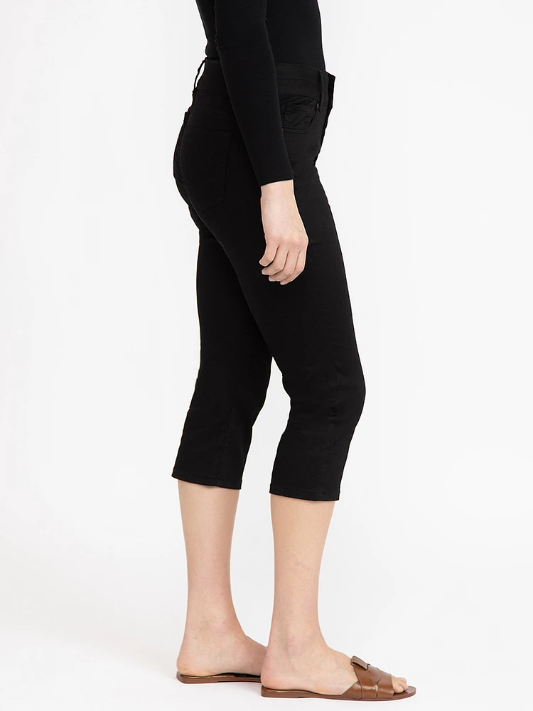 Women's 2 Button Black Capri