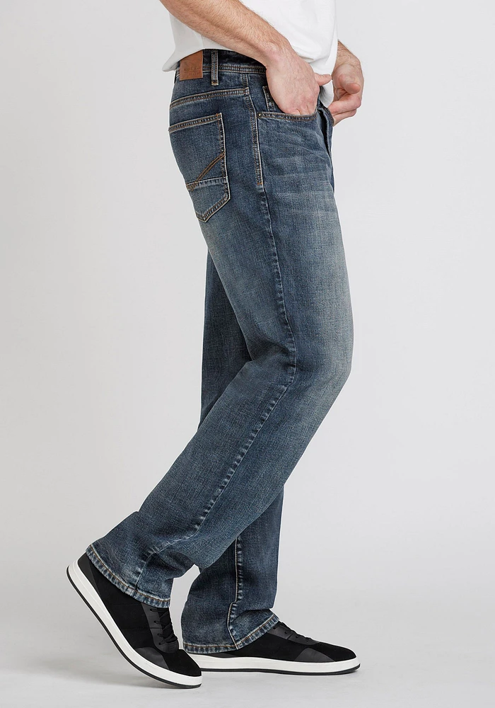 Men's Medium Wash Relaxed Straight Jeans