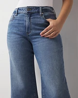 High-Rise Released Hem Wide Leg Cropped Jean