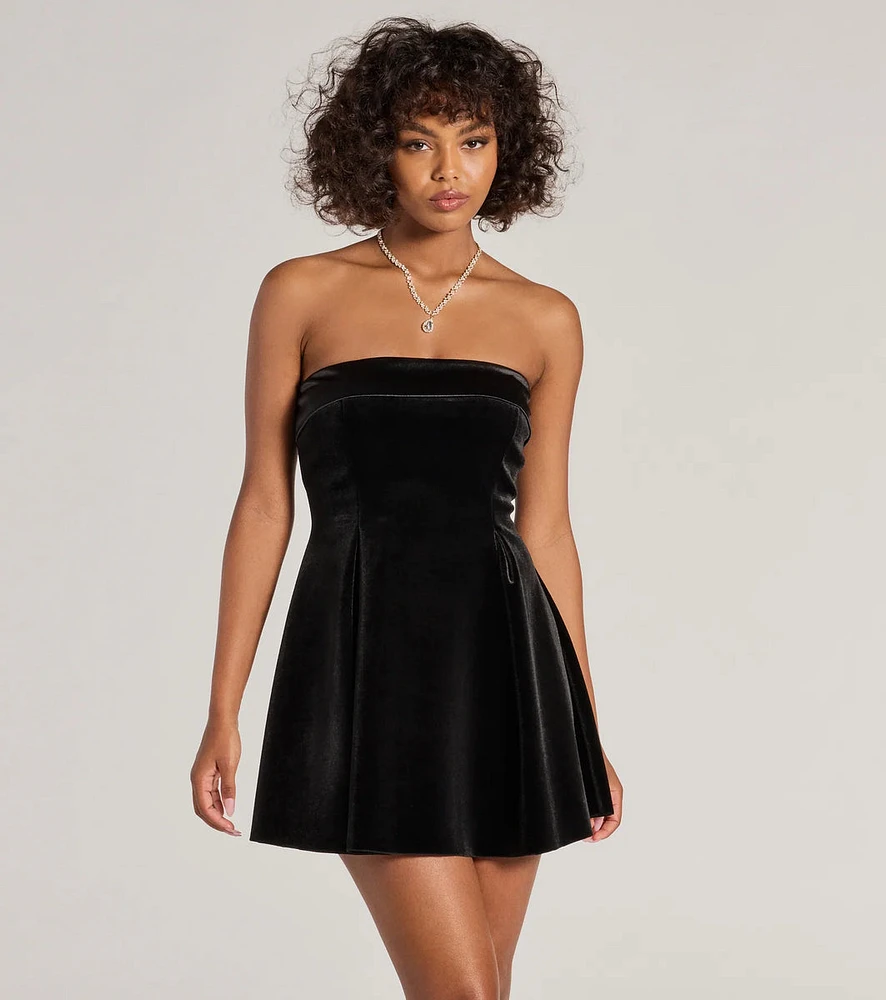 Ella Strapless Pleated Velvet Skater Dress