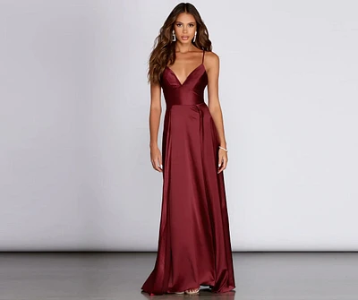 Taylar Satin Gown