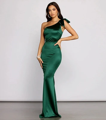 Delana Formal One-Shoulder Satin Dress