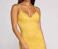 Lace Queen Bodycon Dress