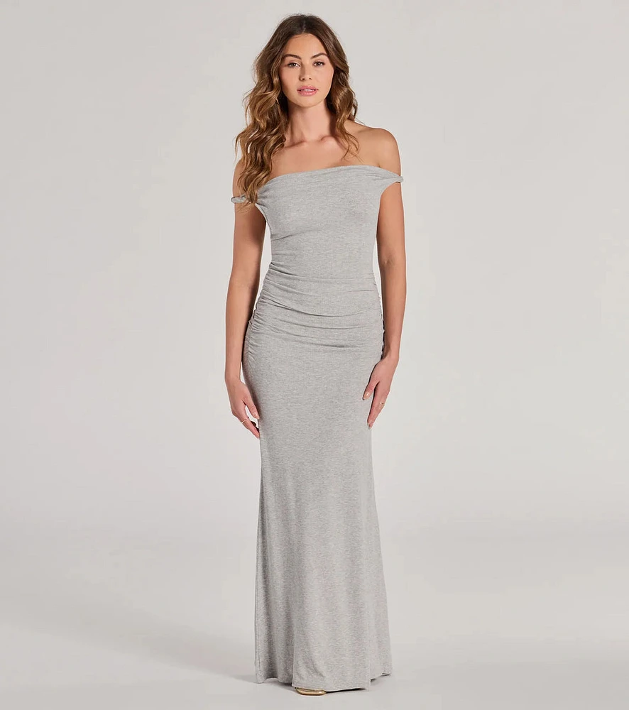 Casual Chic Ruched Ribbed Knit Maxi Dress