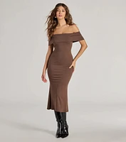 Sleek Silhouette Ribbed Knit Off-The-Shoulder Midi Dress