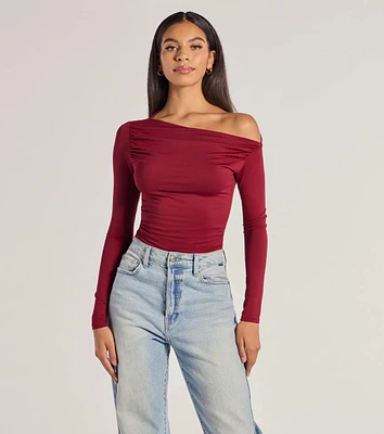 Chic Showstopper Off-The-Shoulder Top