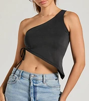 Mentionable Flirt One-Shoulder Asymmetrical Crop Top