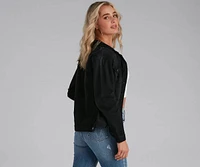 Effortlessly Trendy Boyfriend Denim Jacket