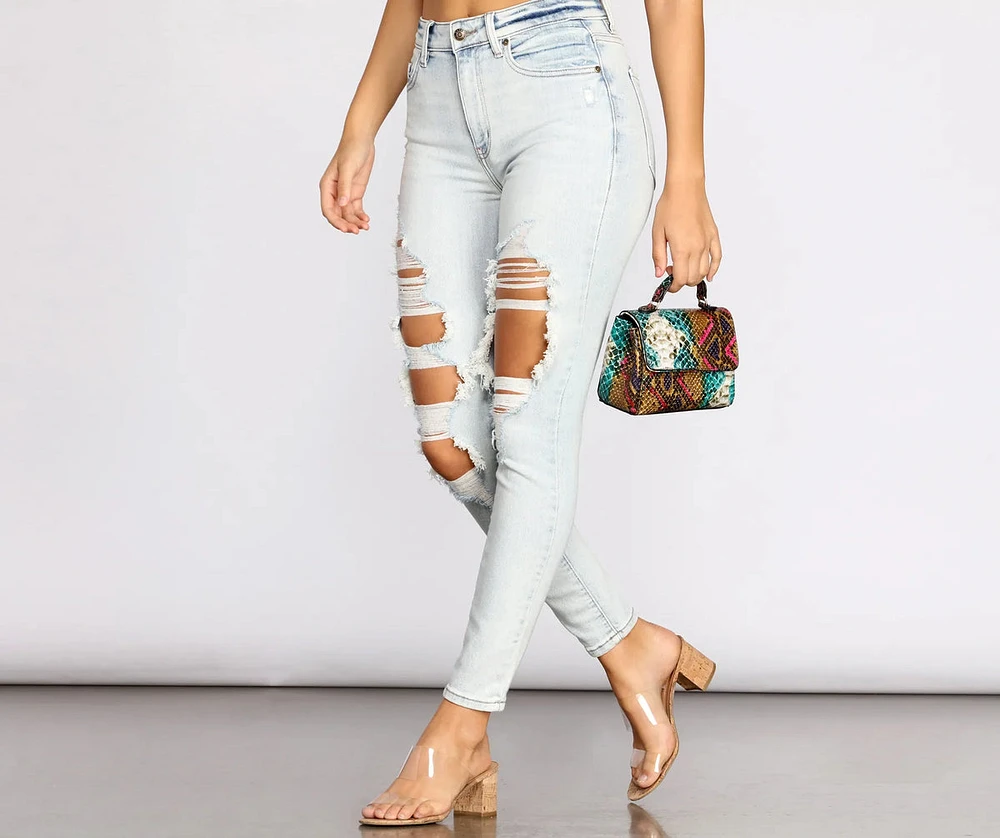 Bella High Rise Super Destructed Jeans