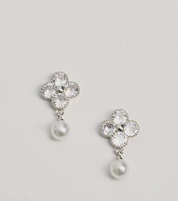 Cutest Glam Rhinestone And Pearl Clover Stud Earrings