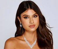 So Luxe Necklace And Earrings Set