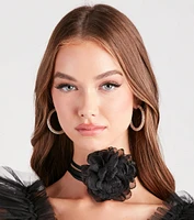 Serving Chic Style Rosette Flower Choker Necklace