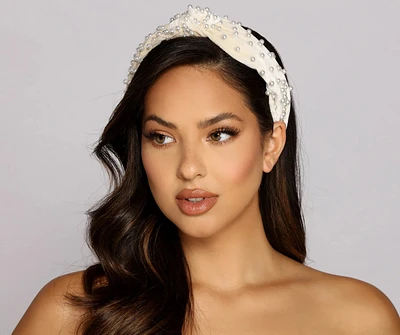 Chic Vibes Velvet Pearl Headband