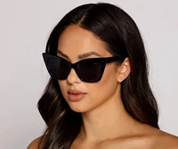 Sleek Style Cat-Eye Sunglasses