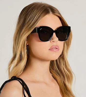 Instantly Chic Oversized Square Sunglasses