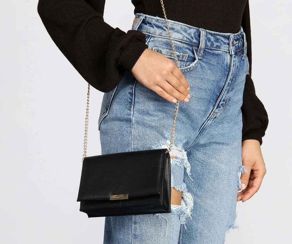 Simply Chic Wallet Crossbody