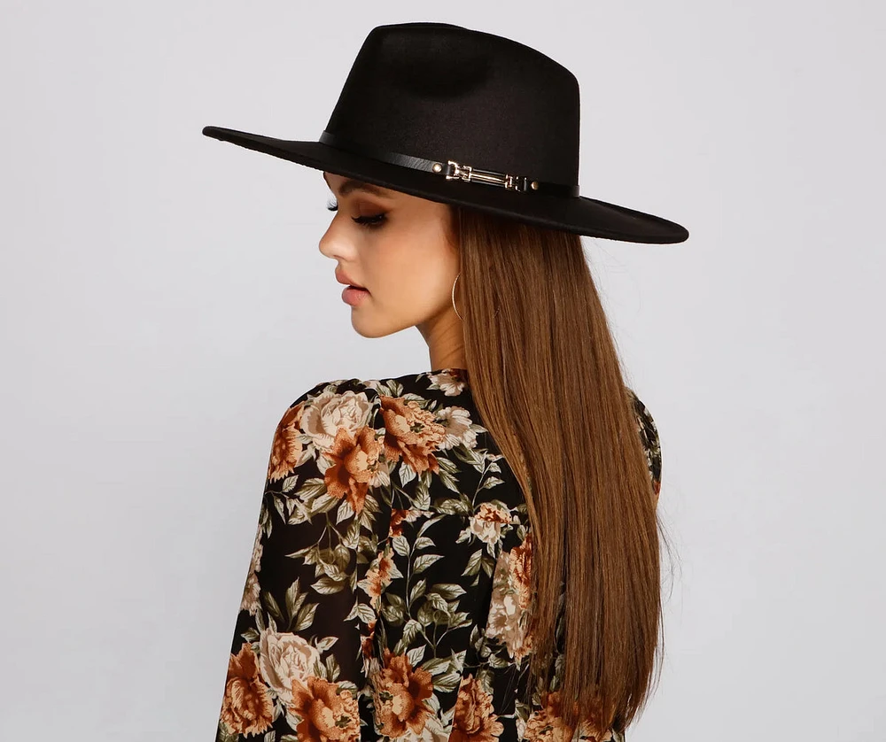 Chic Trendsetter Panama Hat