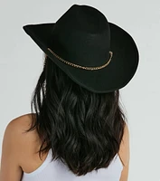 Rodeo-Ready Chain-Trim Cowboy Hat