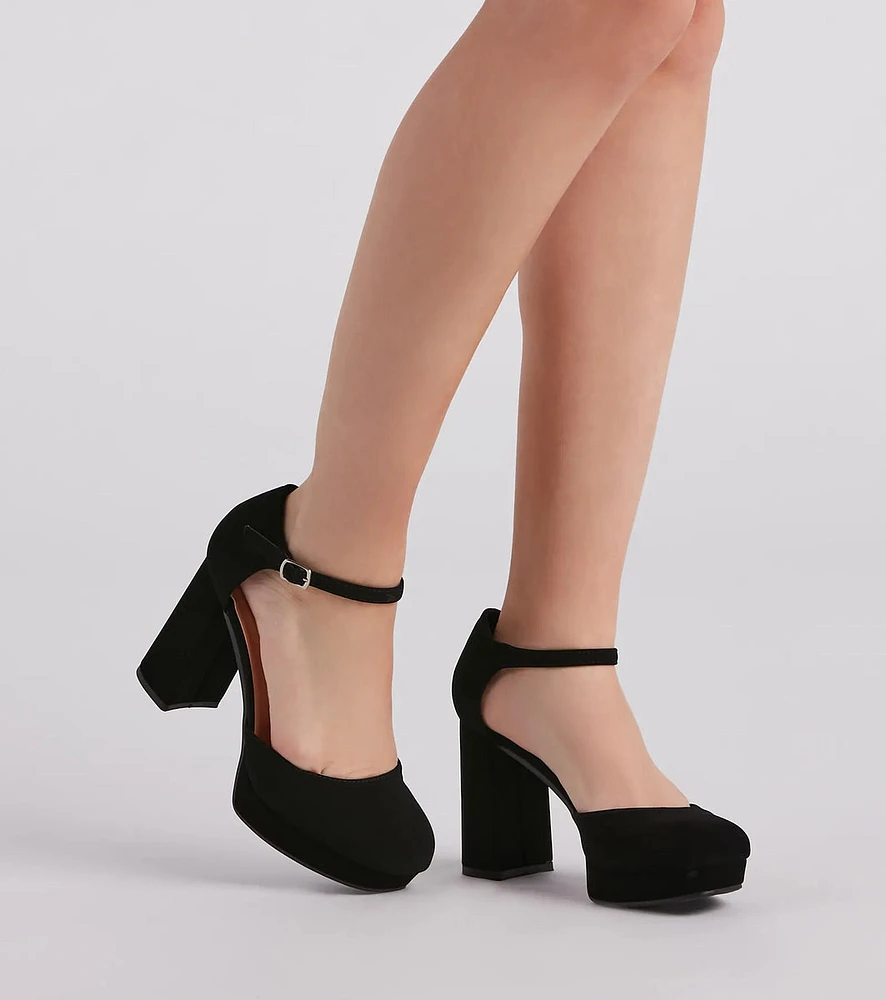 Classic Trendsetter Mary Jane Platform Heels