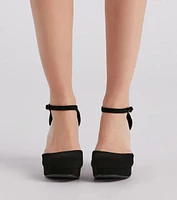 Classic Trendsetter Mary Jane Platform Heels