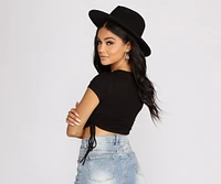 Side To Ribbed Knit Crop Top