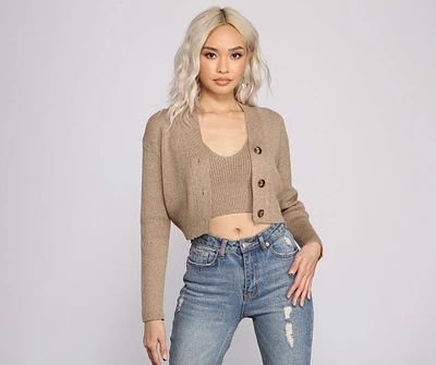 Casually Chic Cropped Knit Cardigan