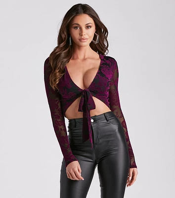 Alluring And Chic Tie-Front Top