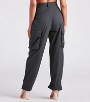 Weekend Style High-Rise Cargo Pants
