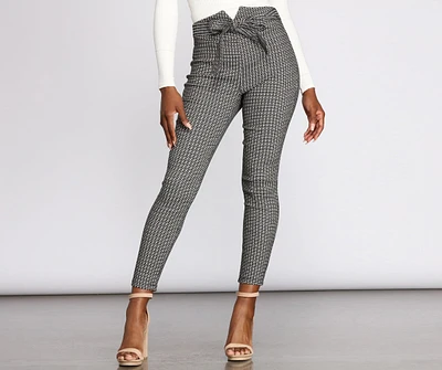 Such A Classic Tie Front Jacquard Pants