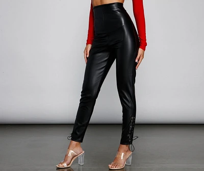 Edgy-Chic Faux Leather Leggings