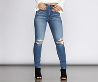 Bella High Rise Distressed Skinny Jeans