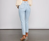 High Rise Chic Cropped Jeans
