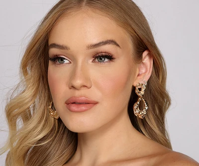 Gorgeous And Glam Statement Earrings