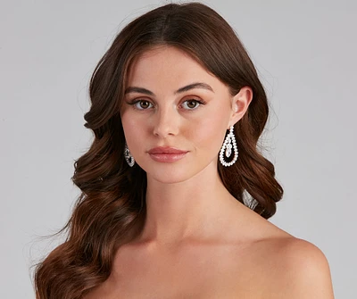 Upscale Beauty Teardrop Statement Earrings