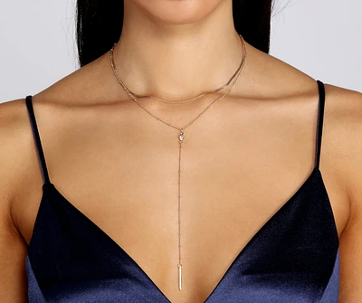 Light And Layered Lariat Necklace