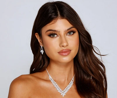 So Luxe Necklace And Earrings Set