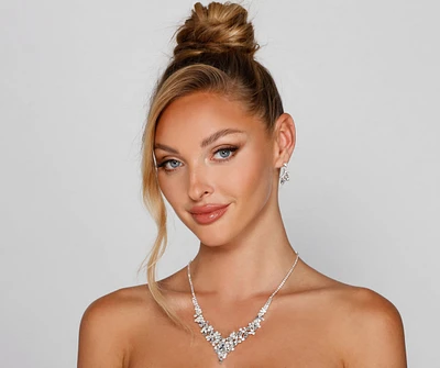 Gorgeous Glitz Necklace And Earrings Set