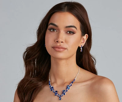 Elegant Glamour Necklace And Earrings Set