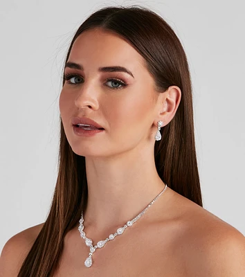 Queen For A Night Necklace Set