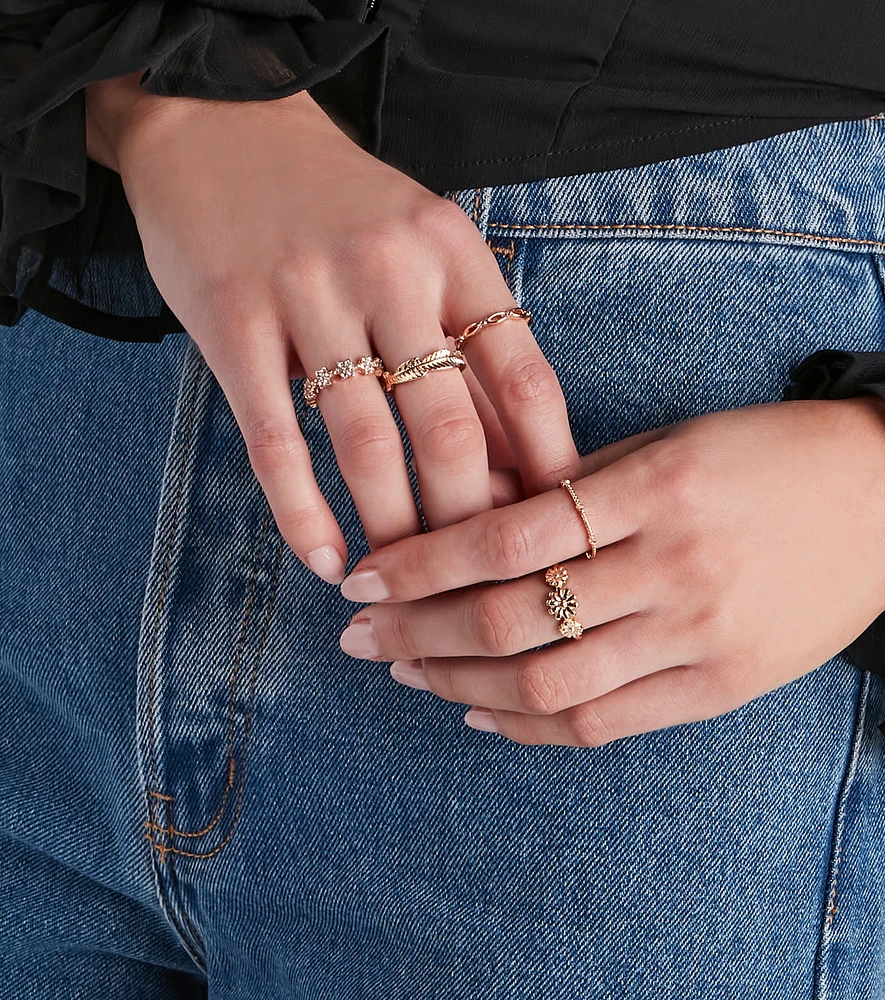 Prettiest Details Flower Ring Set