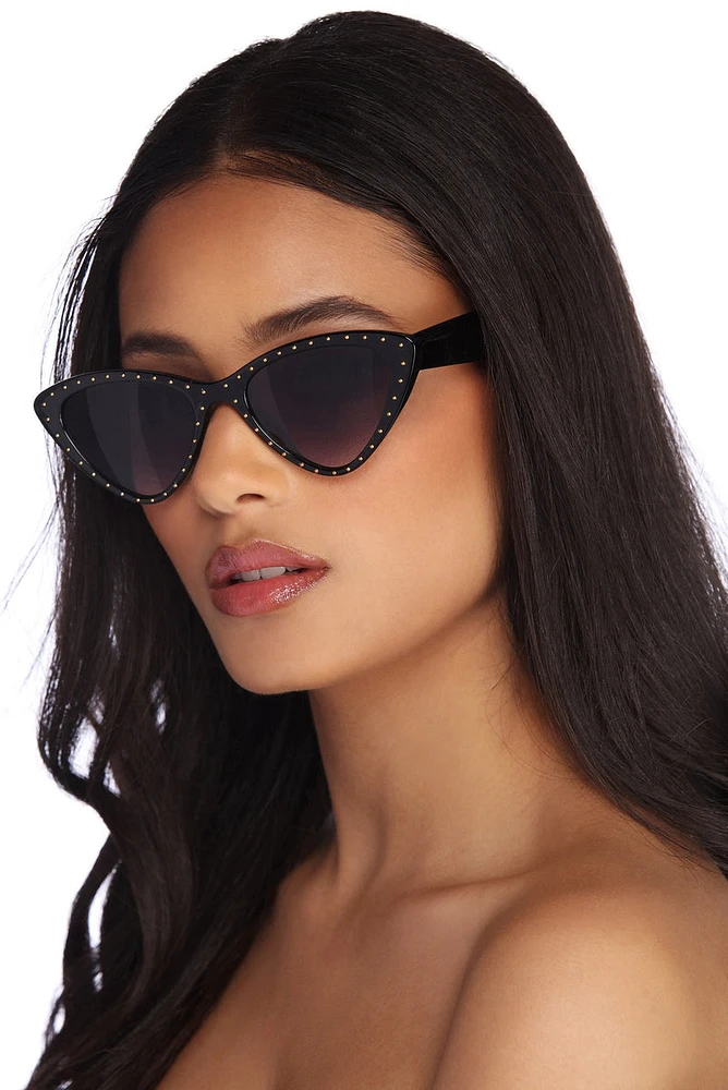 Studded Trim Cat Eye Sunglasses