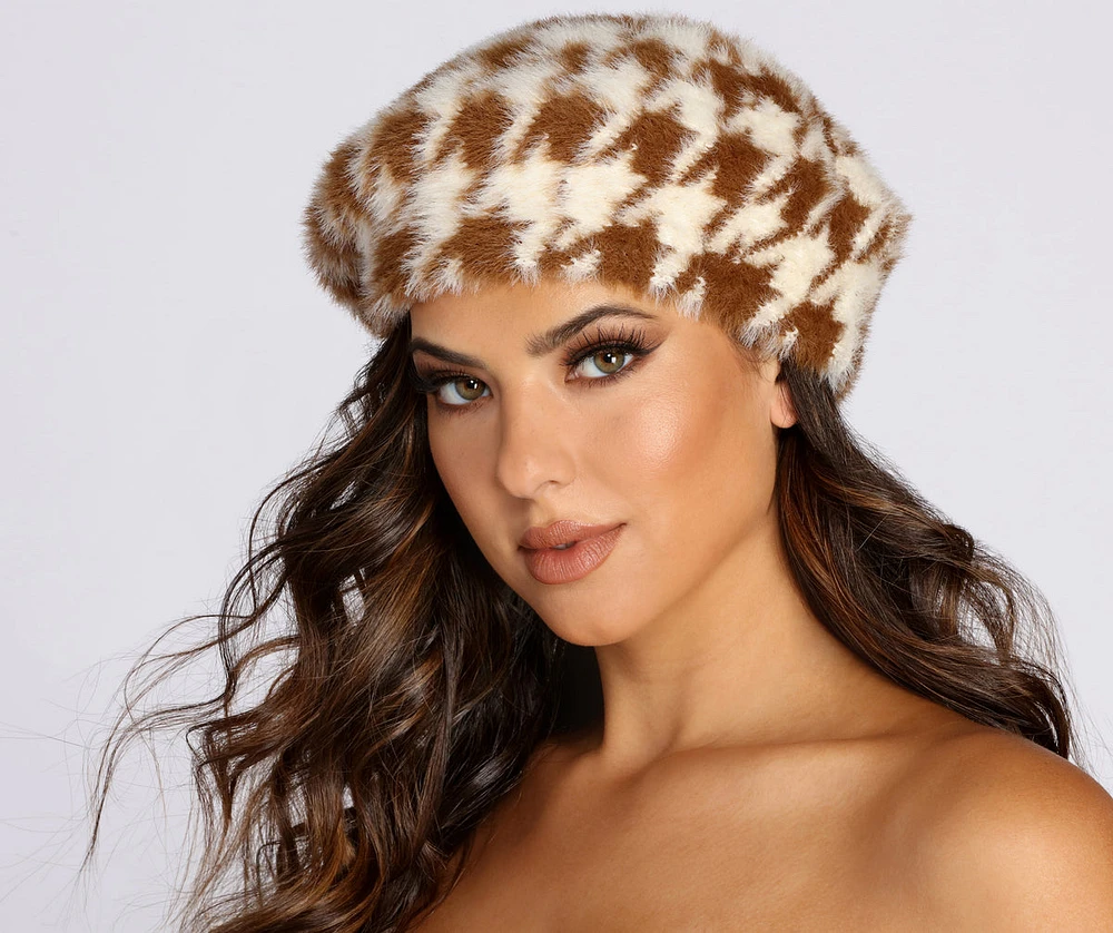 Houndstooth Fuzzy Beret