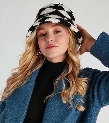 In Check Faux Sherpa Bucket Hat