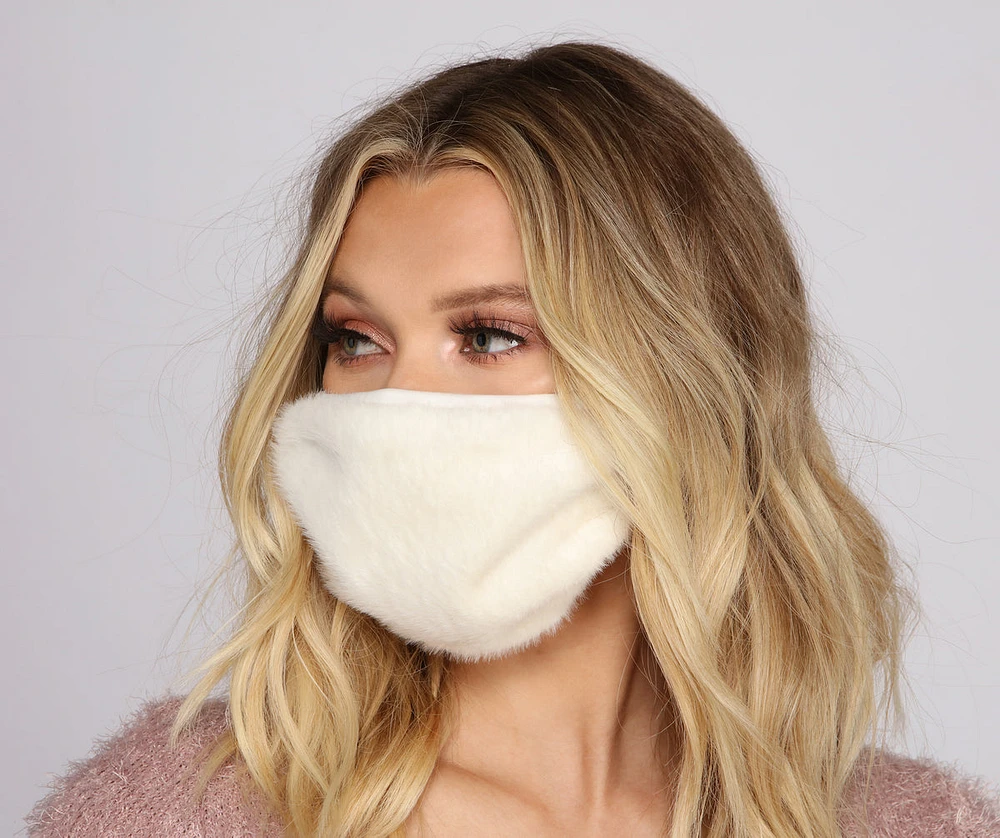 Faux-Ever Glam Face Mask