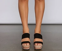 Summer-Ready Platform Mules