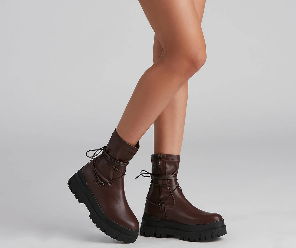 Stylish Command Lug Sole Combat Boots